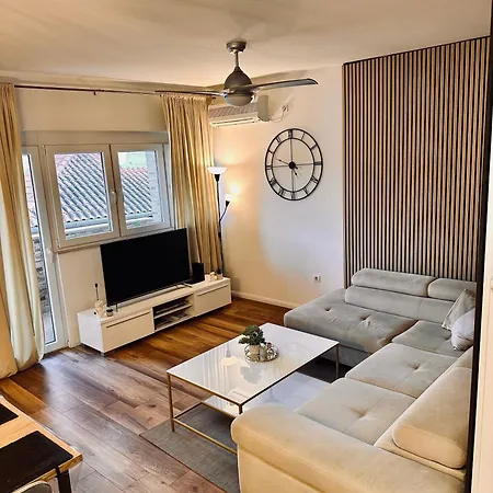 Gate Old Town 公寓